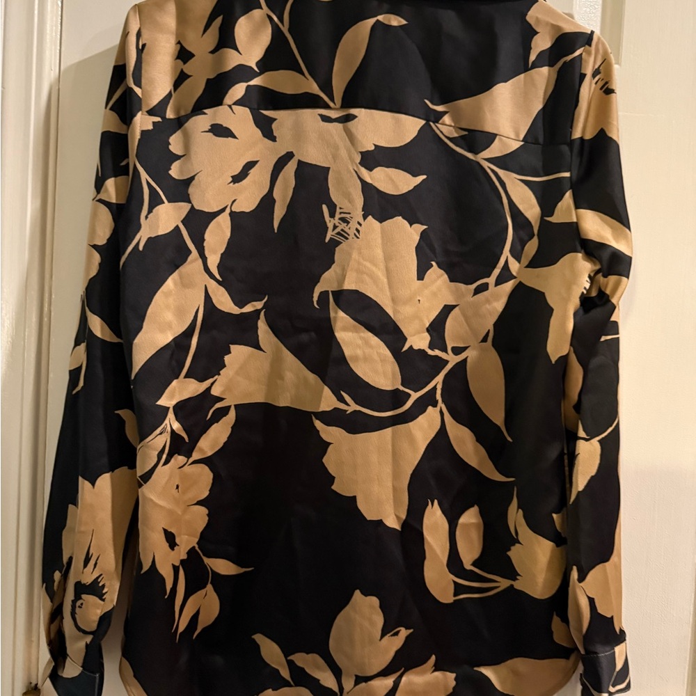 NWT Ann‎ Taylor Petite Blouse – Brown & Tan Print – Size M Petite